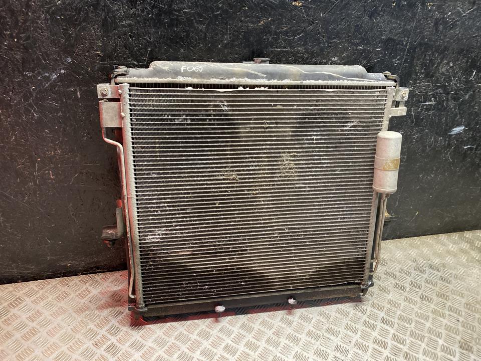 Охлаждающий радиатор