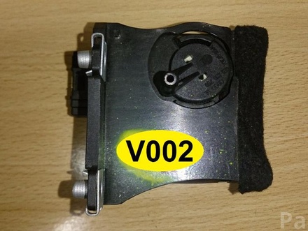 AUDI 4E0 820 511 / 4E0820511 A8 (4E_) 2004 Adjustment motor for regulating flap
