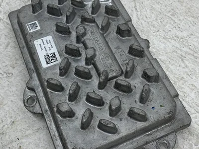 Peugeot S40040600, L90125449 e 208 2021 Unité de commande électronique pour le contrôle de la portée des phares - Image 1