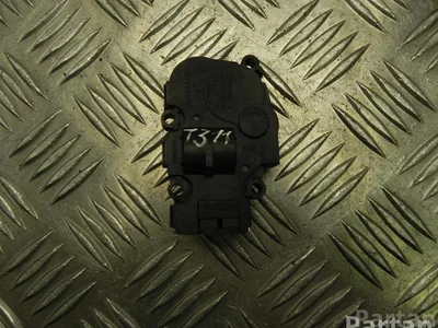 BMW 412650920, 410478280 5 (G30) 2018 Sklendės reguliavimo varikliukas - Nuotrauka 1