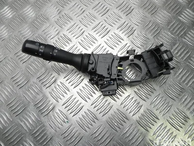 Toyota 05210-17F422 / 0521017F422 AVENSIS Saloon (_T27_) 2012 Levier /interrupteur de lumière courte longue - Image 1