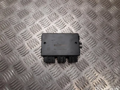 Mercedes-Benz A1669000301, A1669011500, A1669027300 GL-CLASS (X166) 2013 Unité de commande pour attelage de remorque - Image 1