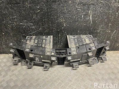 Original (gebraucht) MG 10996726 MARVEL R 2022 Halter für Schloßträger - Bild 1