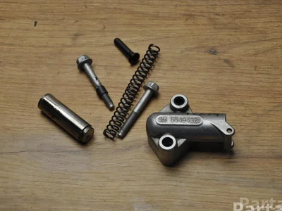 Opel 55494321 ; B16DTU / 55494321, B16DTU ASTRA K 2017 Tendeur de chaîne - Image 1