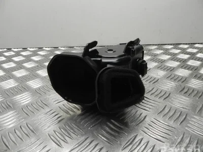 Mercedes-Benz A 205 830 01 00 / A2058300100 C-CLASS (W205) 2015 Évent - Image 1