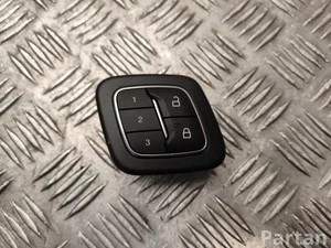 Ford LV4T-14776-BAW / LV4T14776BAW Kuga III 2025 Przycisk zamka centralnego