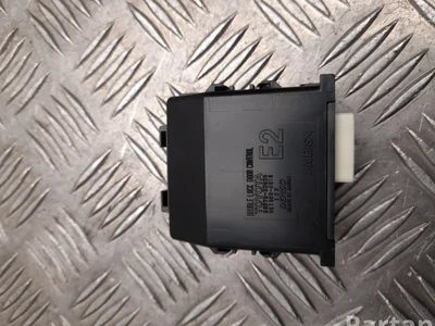 Lexus 85970-33020 / 8597033020 ES VII XZ10 2024 Unité de commande pour porte Left Front - Image 1