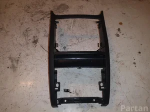 Škoda 0020111363521 YETI (5L) 2015 Support pour la garniture