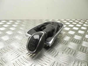 Vauxhall 55565906 ASTRA Mk VI (J) GTC 2012 Couvercle de levier de vitesses