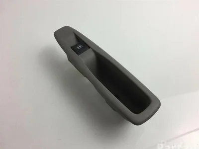 Renault 829614619R CAPTUR (J5_) 2016 Botón de elevación de ventanas - Imagen 1