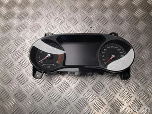 Jeep 6QR58DX9AB, 503018890218 COMPASS (MP) 2018 Deska rozdzielcza km/h Automatyczna skrzynia biegów