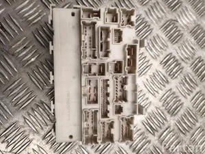 Gebrauchtes Original Nissan 24350 5BV0A / 243505BV0A Ariya 2025 Sicherungkasten