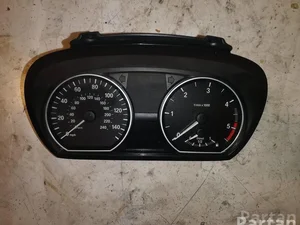 BMW 1024982-93 / 102498293 1 (E81) 2008 Tablero de instrumentos