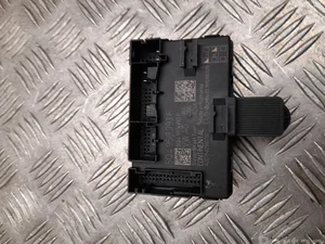 Volkswagen 5Q4959393F CRAFTER Platform/Chassis (SZ_) 2020 Unité de commande pour porte Left Front