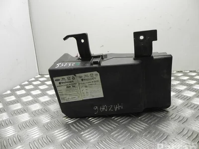 Mazda GR1C-66760 / GR1C66760 6 Saloon (GG) 2003 Boîte à fusibles - Image 1