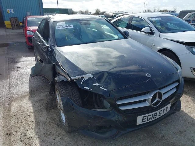 W205 C220 juodas - Photo 2