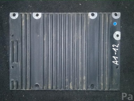 VOLVO 31210108 V50 (MW) 2006 Audio Amplifier