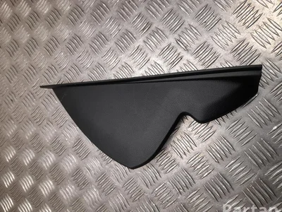 Ssangyong 76670-35001 / 7667035001 Tivoli Grand 2022 Garniture de panneau latéral - Image 1