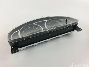 Mazda 54GR1CA 6 Hatchback (GG) 2005 Tableau de bord