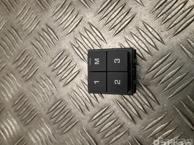 Land Rover FK72-14776-BA / FK7214776BA RANGE ROVER VELAR (L560) 2017 Interrupteur à mémoire pour le réglage du siège - Image 1