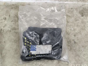 Mercedes-Benz A2058600374 C-CLASS (W205) 2015 Aveugle filet