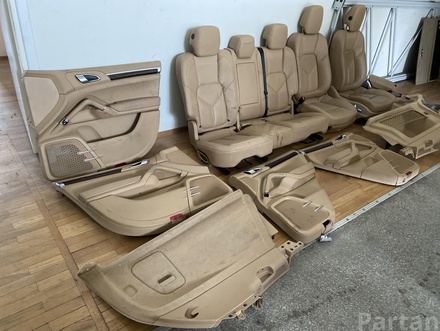 PORSCHE CAYENNE (92A) 2014 Set of seats Door trim panel Armrest 