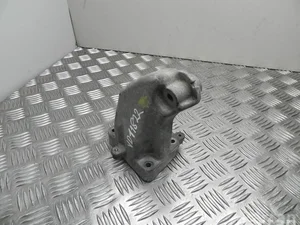 Mercedes-Benz A 642 223 10 04 / A6422231004 E-CLASS (W212) 2011 Support