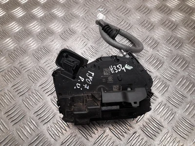 Škoda 5TB 837 016 C / 5TB837016C SUPERB III Estate (3V5) 2020 Serrure de porte Right Front - Image 1