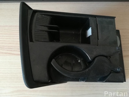 MERCEDES-BENZ A 639 680 02 58 / A6396800258 VITO / MIXTO Box (W639) 2014 Cup holder