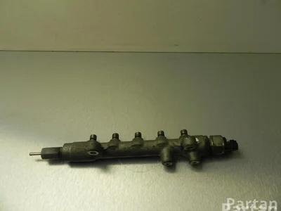 Mazda 1150 06L 10012 / 115006L10012 6 Saloon (GH) 2008 Distribution de carburant - Image 1