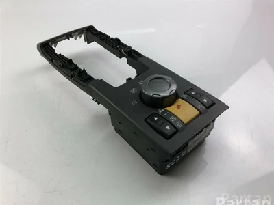 Hyundai 84635-3Z100 / 846353Z100 i40 (VF) 2014 Console centrale - Image 1