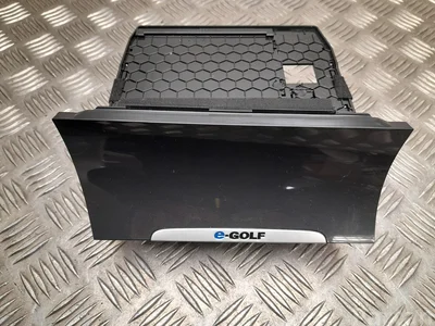 Volkswagen 5G1863391, 5G1863391J, 5G1863391F GOLF VII (5G1, BQ1, BE1, BE2) 2020 Cendrier - Image 1