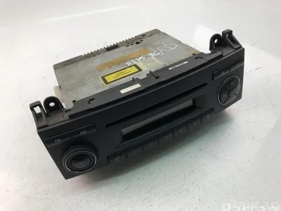 Volkswagen 9068200686 CRAFTER 30-50 Platform/Chassis (2F_) 2010 Radio / lecteur CD - Image 1