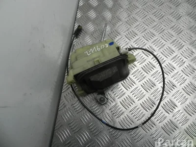 Mercedes-Benz A 204 267 39 24 / A2042673924 C-CLASS (W204) 2008 Levier de vitesse - Image 1