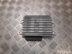 Audi 8Y0 035 465 A / 8Y0035465A Q8 e-tron 2023 Wzmacniacz audio