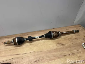 Renault 391007895R AUSTRAL 2024 Pusašis dešinė priekis