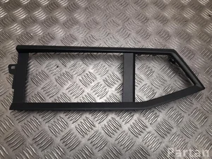 Volkswagen 7L1 857 038 J / 7L1857038J TRANSPORTER VI komercinis (SGA, SGH) 2023 Rėmelis multimedijos