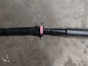 Jaguar AW934K145 XJ (X351) 2012 Arbre de transmission longitudinal