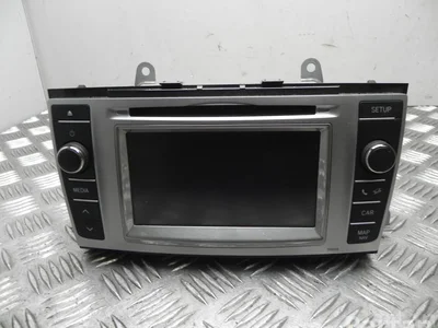 Toyota 86140-05010 / 8614005010 AVENSIS Saloon (_T27_) 2012 Radio / lecteur CD - Image 1
