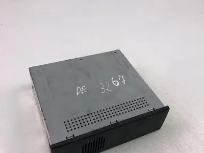 Audi 4D0919146D A4 (8EC, B7) 2008 Récepteur TV (tuner) - Image 1