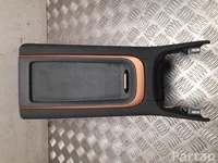 Cupra 10E 862 534 / 10E862534 BORN (K11) 2022 Getränkehalter