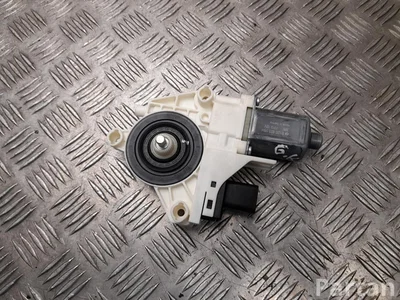 Tesla G59252-100, 0 130 823 06H / G59252100, 013082306H Model Y 2025 Langų pakėlimo varikliukas kairysis galinis - Paveiksliukas 1