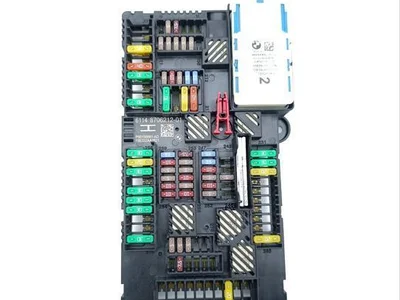 BMW 8706212, 8706212-01, 61148706212-01, 8795478, 879547801, 6135-879547801 / 8706212, 870621201, 6114870621201, 8795478, 879547801, 6135879547801 X5 (G05) 2020 Sicherungkasten - Bild 1
