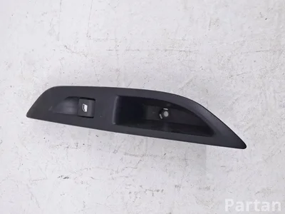 Peugeot 98044803 208 II (P21) 2021 Bouton de lève-vitre - Image 1