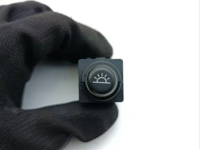 Chevrolet 15141181 CORVETTE (C6) 2005 Light switch - Image 1