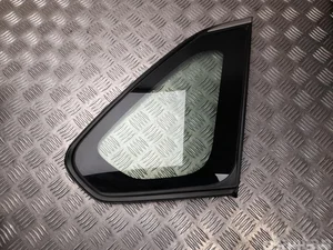 Toyota AS2NSGM3108, 43R005834 RAV 4 V 2021 Vitré fixe de porte Right Rear