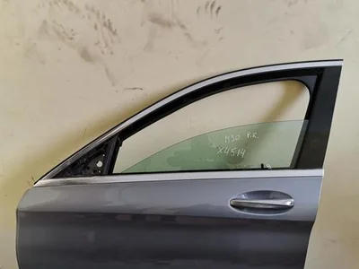 Mercedes-Benz C-CLASS (W205) 2015 Porte Left Front - Image 1