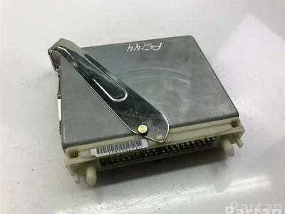 Volvo P09442107 V70 I (LV) 1997 Unités de contrôle - Image 1