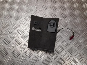 Mercedes-Benz A 222 820 01 54, A 166 680 07 23, A 218 820 01 87 / A2228200154, A1666800723, A2188200187 M-CLASS (W166) 2014 Périphérique d'entrée USB