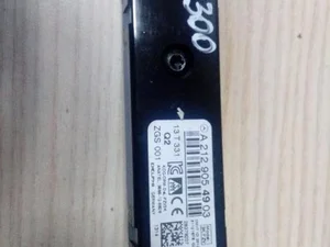 Mercedes-Benz A 212 905 49 03 / A2129054903 E-CLASS (W212) 2013 Amplificateur d'antenne
